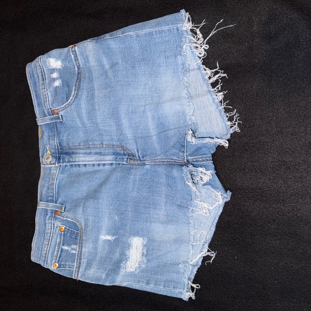 Women’s Levi’s Shorts